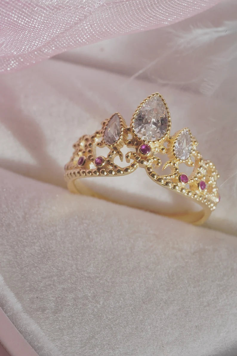 Anillo Enredados® | Baño de Oro + Con Caja Regalo y CARTA ESPECIAL 👑💓