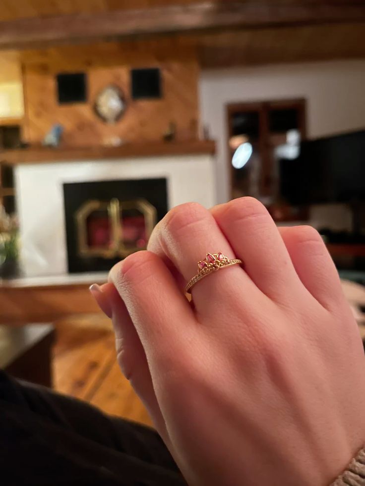 Anillo Corona Ensueño® | Anillo Promesa Talla Ajustable + Caja de regalo ✨💗🐝