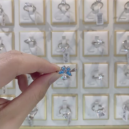 Anillo Mariposa Giratorio | Brillo Efímero✨🌸